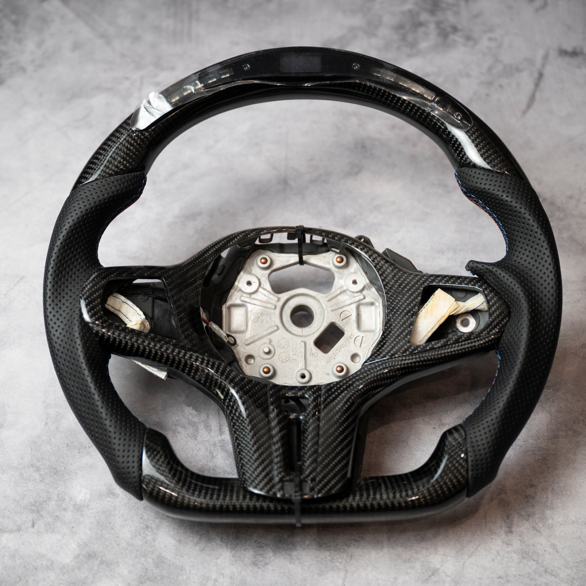 LED CARBON WHEEL with Perforated Leather + Installation