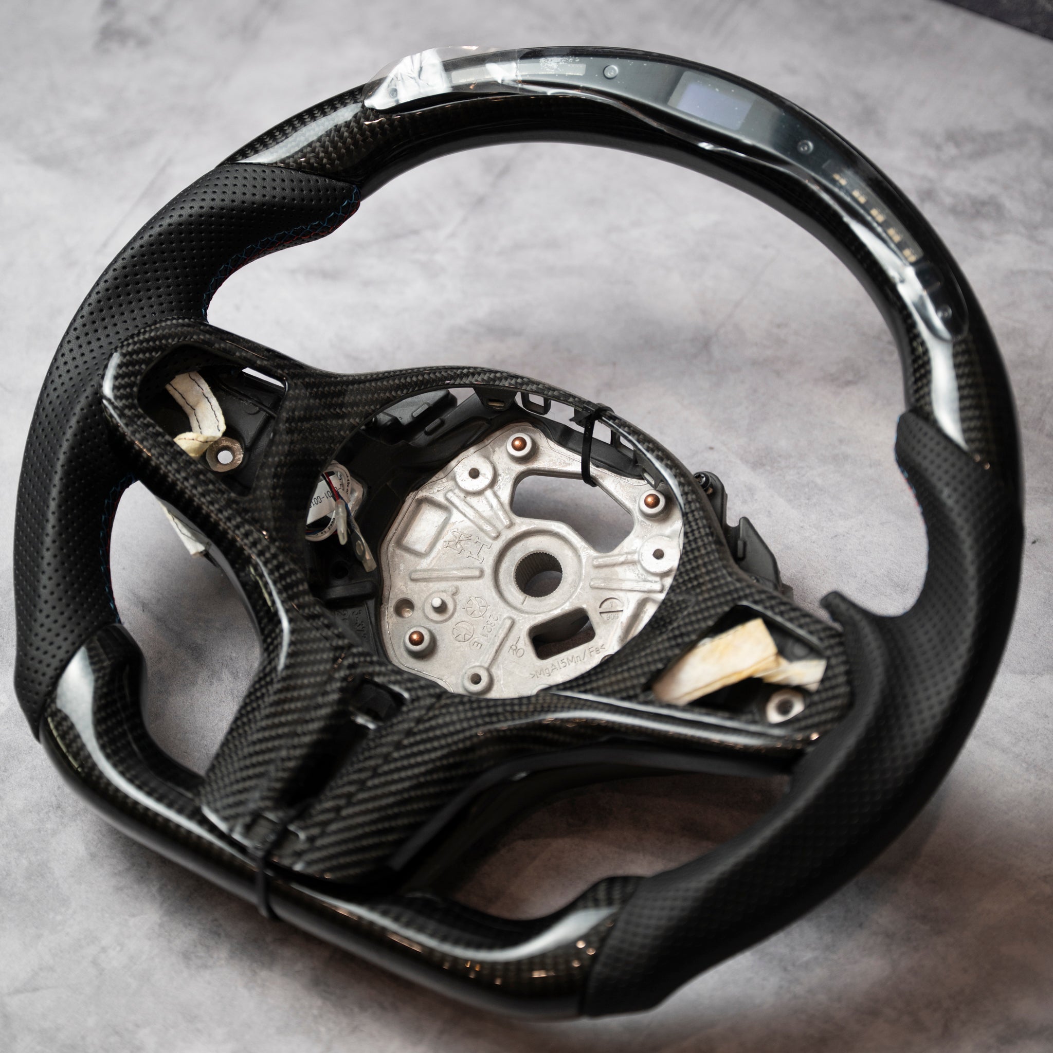 LED CARBON WHEEL with Perforated Leather + Installation