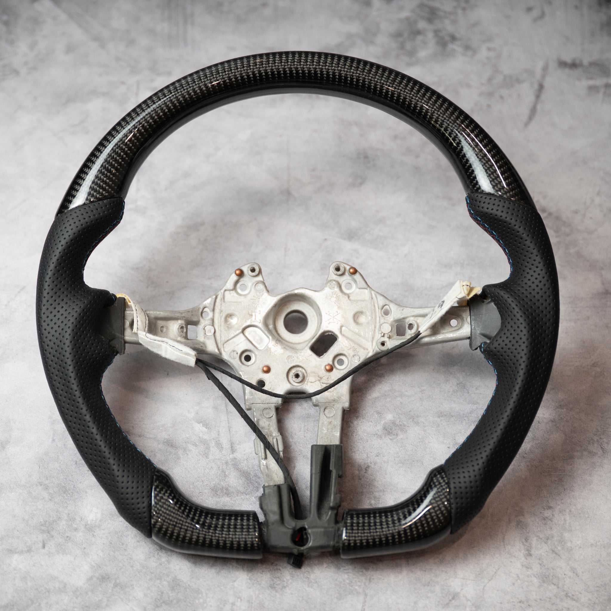 Carbon Steering HWeel with perforated leather - ALL F SERIES